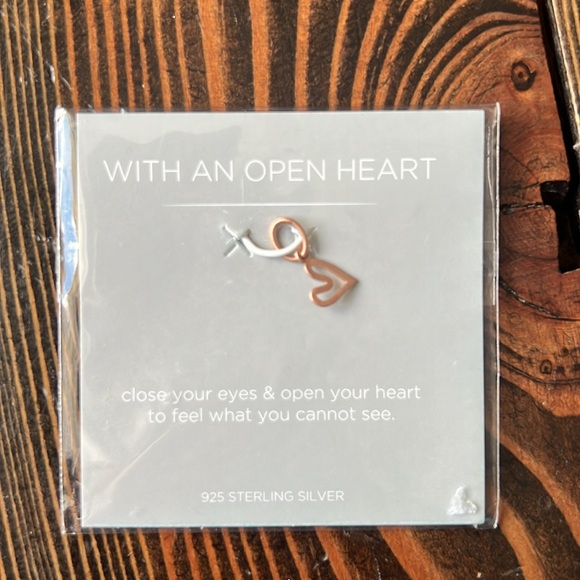 ORIGAMI OWL • rose gold teardrop bangle bracelet heart tag jewelry classy subtle - Picture 13 of 15